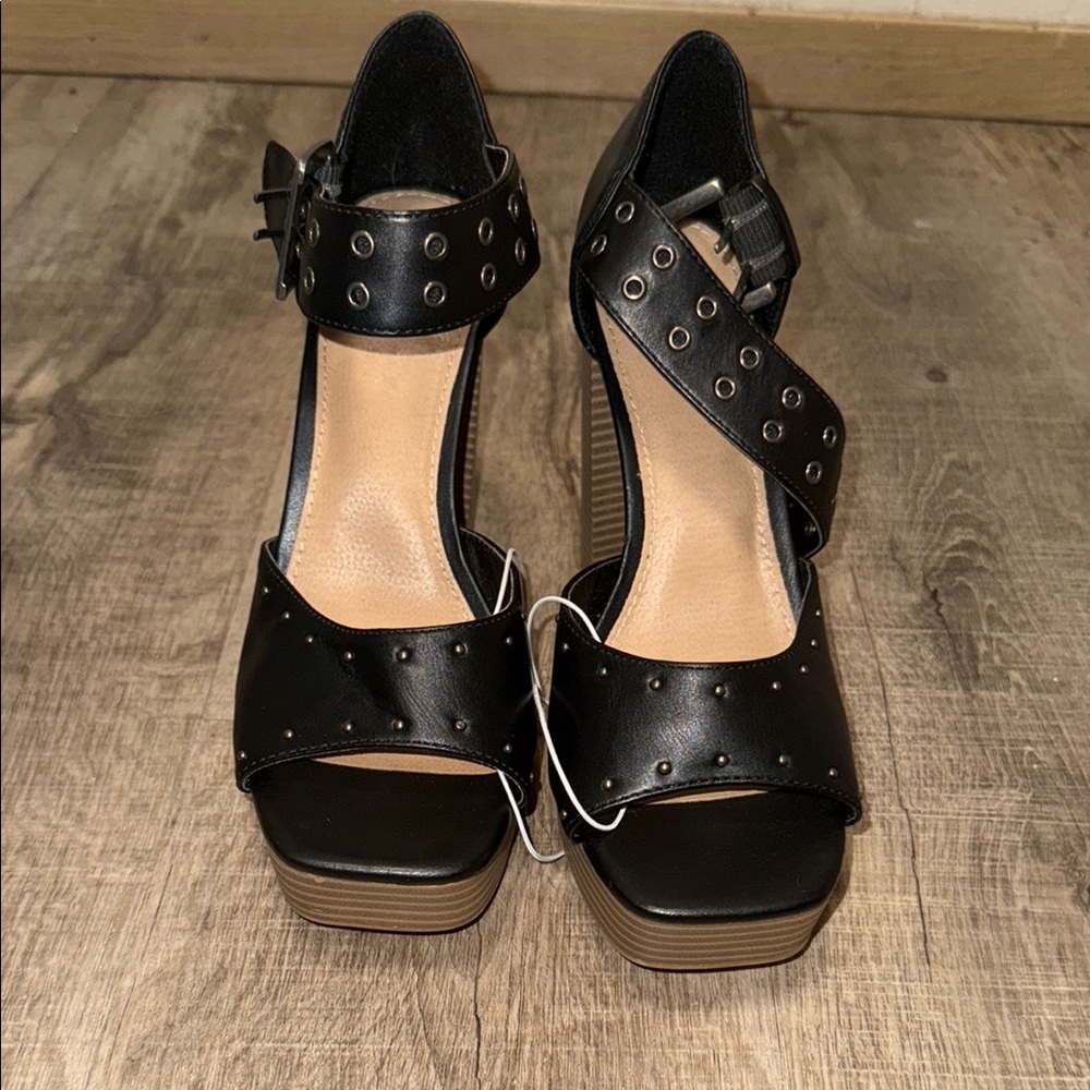Black and Tan Patent Leather Heels with Peep-Toe Design